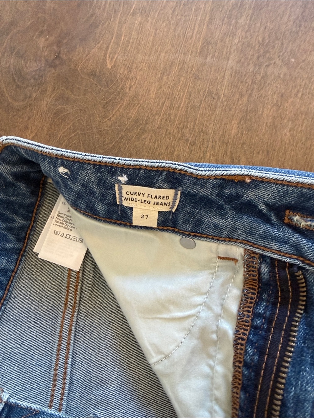 Madewell curvy flared wide leg jeans - Picture 2 of 3